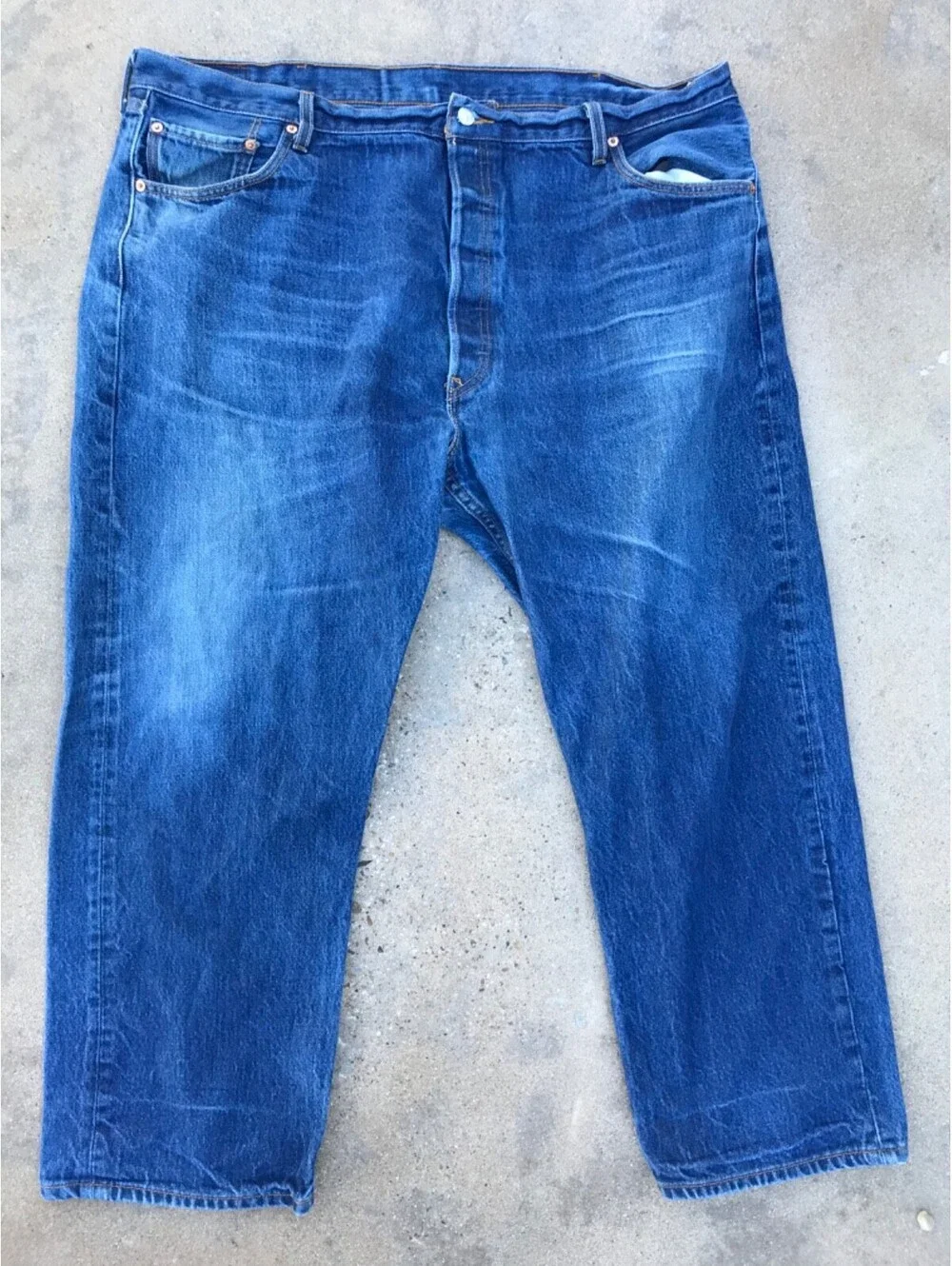 Levi Strauss 501 Jeans  46x30 Button Fly Dark Blue Denim Straight Leg Lite Fade